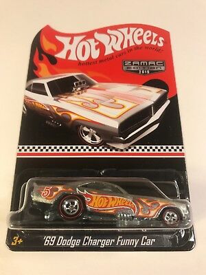 ミニカー Hot Wheels '69 Charger Funny Car Amazon.com: Polar Lights 1969 Dodge Charger Funny Car 1:25