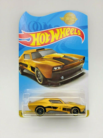 New 2021 Hot Wheels Muscle Bound Gold Edition Meijer Exclusive